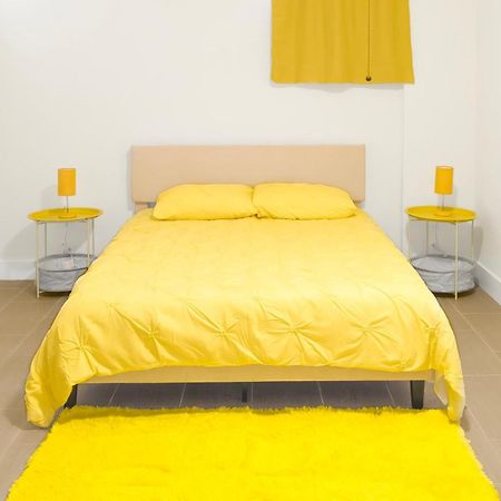 Ferienwohnung Yellow Sunrise Brighton Beach Retreat New York Exterior foto